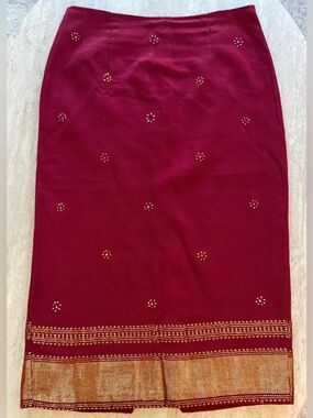Vintage Embellished Pencil Skirt